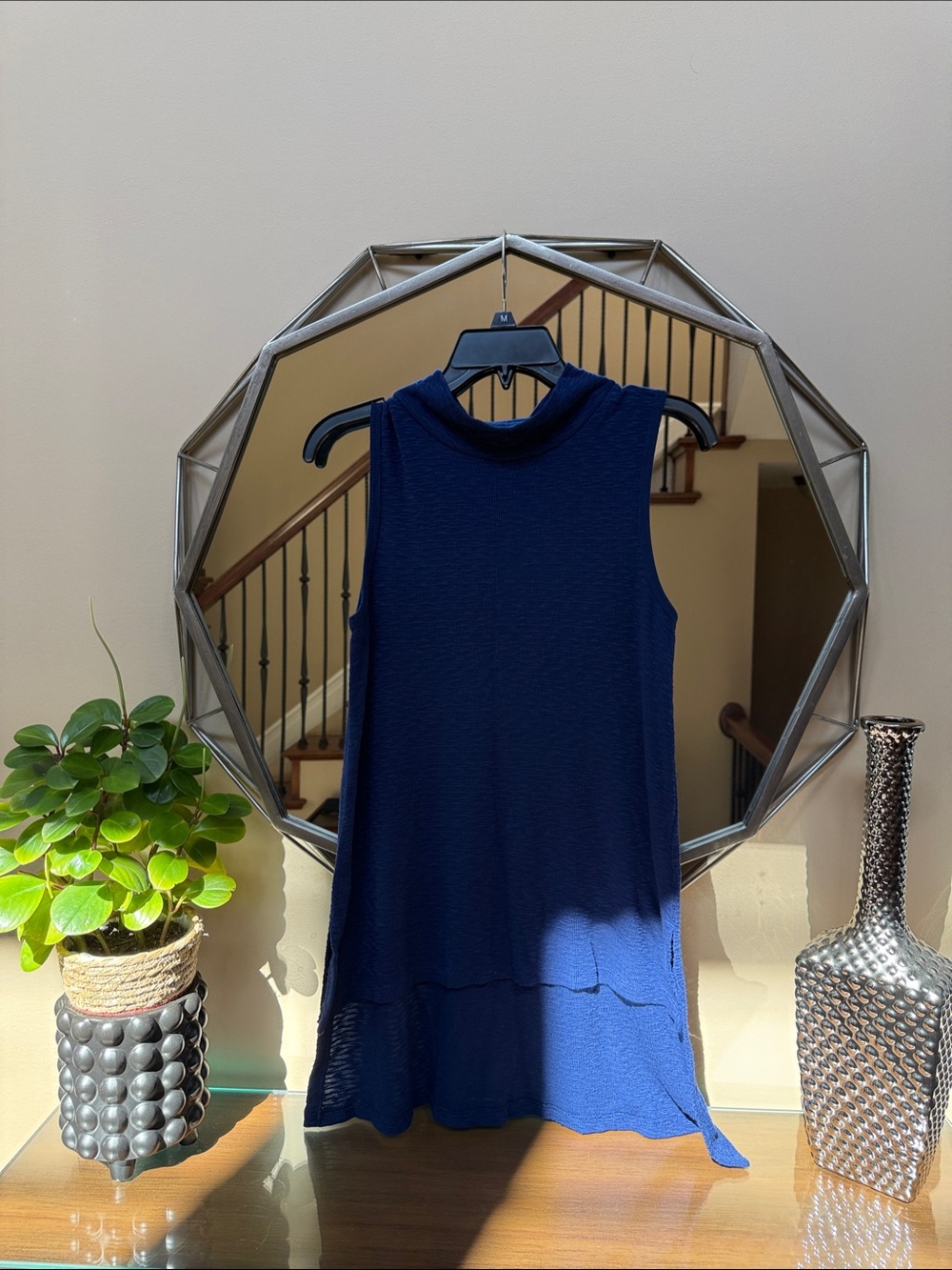 Sleeveless Mock Neck Tank Top in Navy